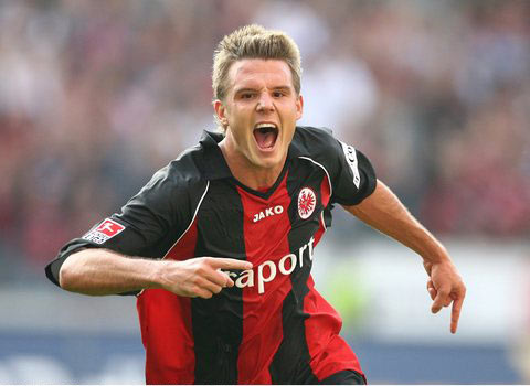 入了愈发 入了愈发