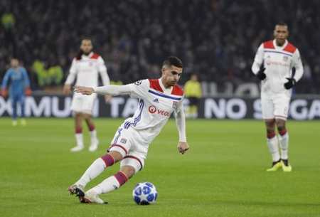 时刻挺身而 时刻挺身而